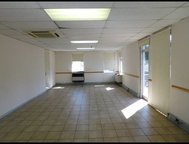 162M² OFFICE TO LET IN BORDEAUX